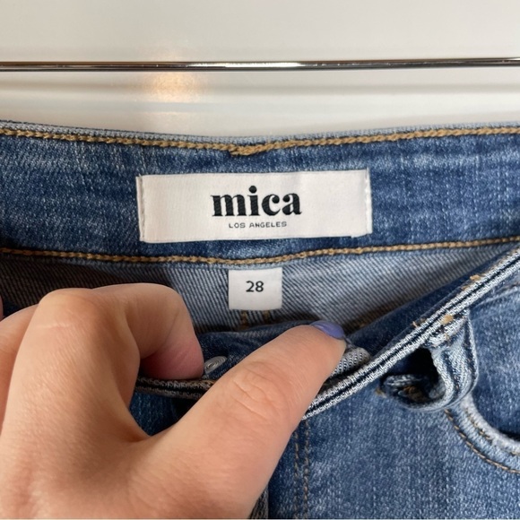 Mica Denim High Rise Distressed Jeans Size 28 - Picture 5 of 7